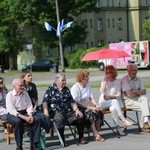 Procesja z figurą Matki Bożej Fatimskiej na plac koronacyjny