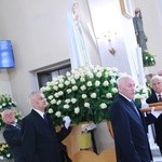 Procesja z figurą Matki Bożej Fatimskiej na plac koronacyjny