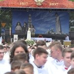 Zakończenie Mszy św. i procesja do sanktuarium