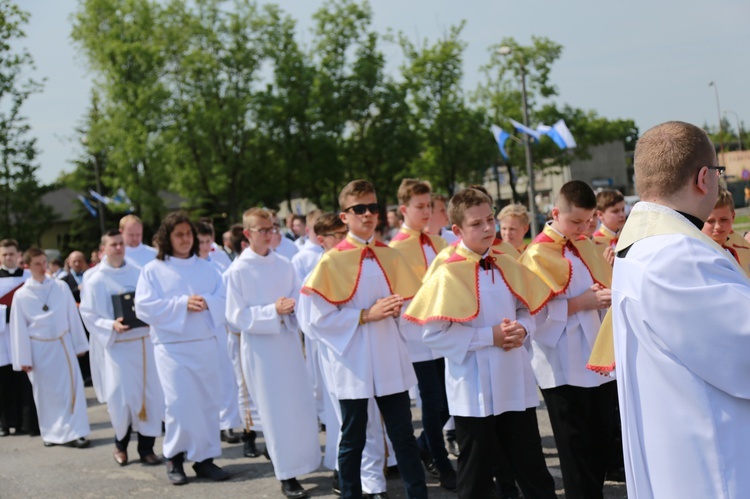 Procesja do ołtarza - Msza św. koronacyjna