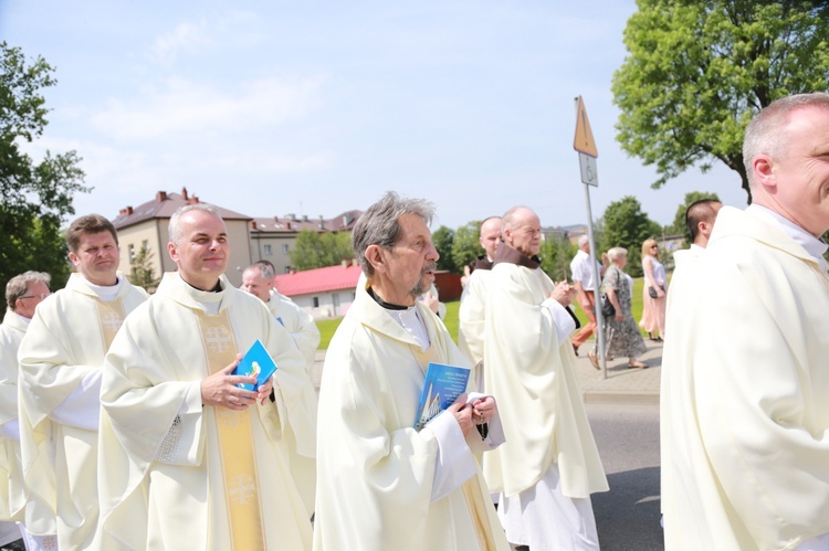 Procesja do ołtarza - Msza św. koronacyjna