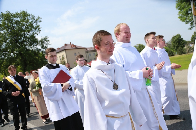 Procesja do ołtarza - Msza św. koronacyjna