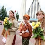 Zakończenie Mszy św. i procesja do sanktuarium