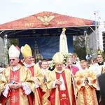 Zakończenie Mszy św. i procesja do sanktuarium