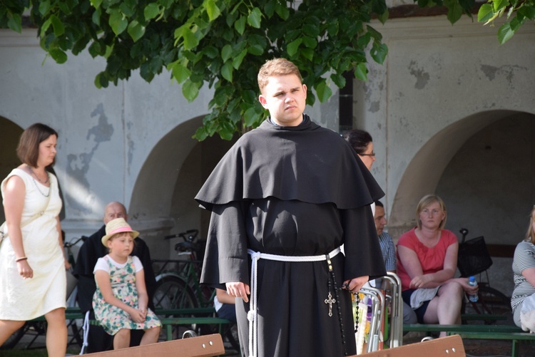 Obchody 250. rocznicy koronacji cudownego obrazu Matki Bożej w Miedniewicach