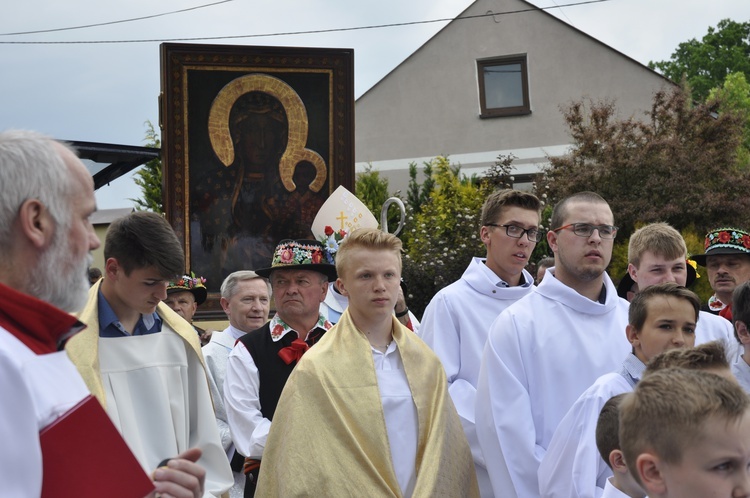 Powitanie ikony MB Częstochowskiej w Domaniewicach