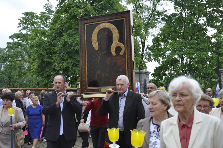 Powitanie ikony MB Częstochowskiej w Domaniewicach