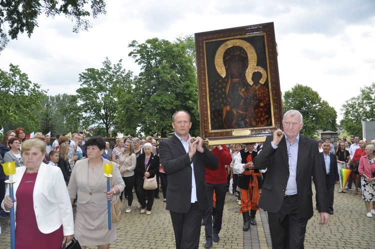 Powitanie ikony MB Częstochowskiej w Domaniewicach