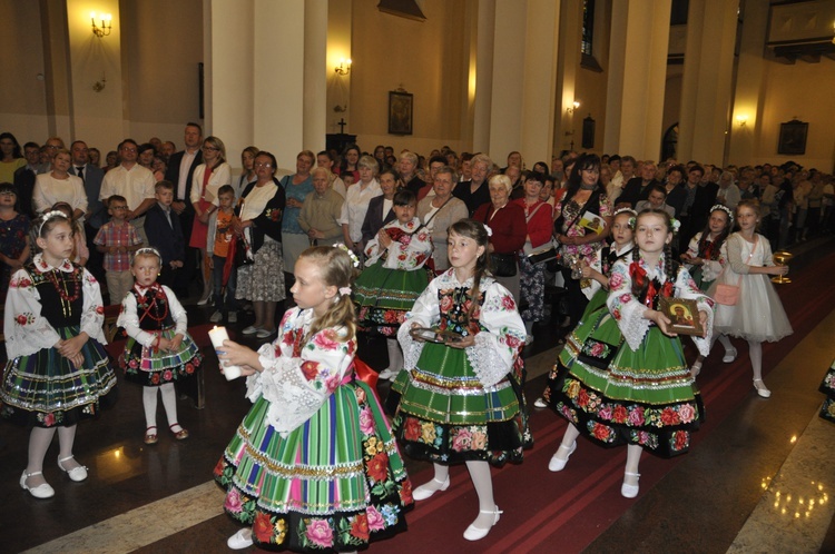 Powitanie ikony MB Częstochowskiej w Domaniewicach