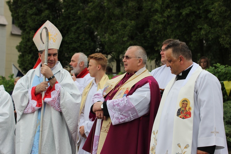 Powitanie ikony MB Częstochowskiej w Domaniewicach