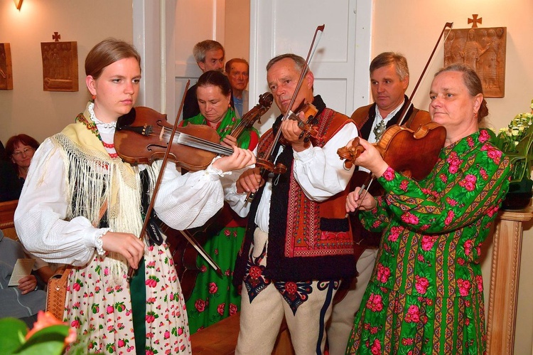 Msza św. na Jaszczurówce i promocja albumu "Miałem tam swój dom"