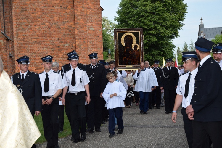 Powitanie ikony MB Częstochowskiej z Złakowie Kościelnym