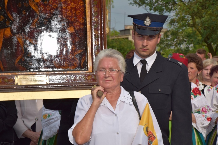 Powitanie ikony MB Częstochowskiej z Złakowie Kościelnym