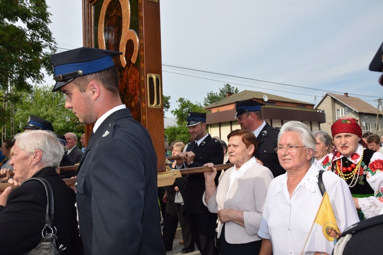 Powitanie ikony MB Częstochowskiej z Złakowie Kościelnym