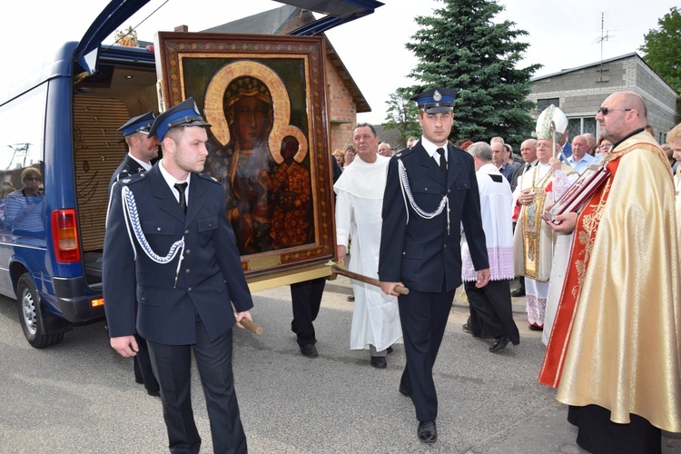 Powitanie ikony MB Częstochowskiej z Złakowie Kościelnym