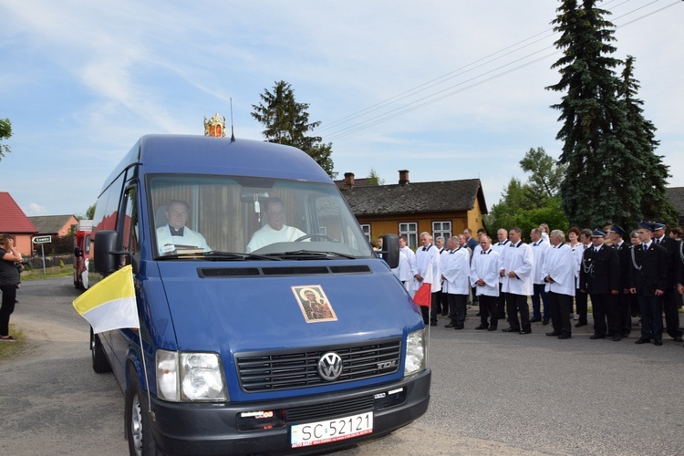 Powitanie ikony MB Częstochowskiej z Złakowie Kościelnym