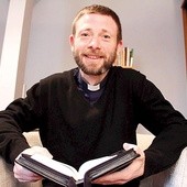Ks. Mariusz Jagielski jest dyrektorem Instytutu Filozoficzno-Teologicznego im. Edyty Stein w Zielonej Górze.