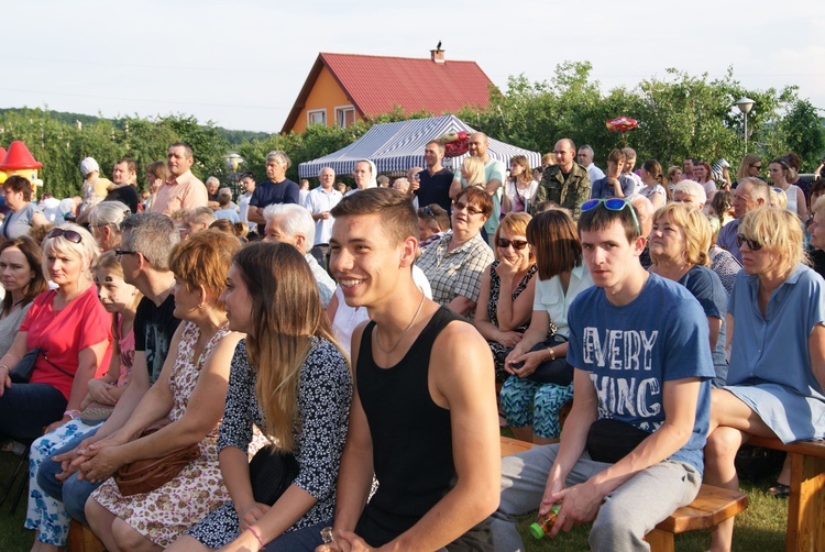 Festyn parafialny w Dębicy - Latoszynie