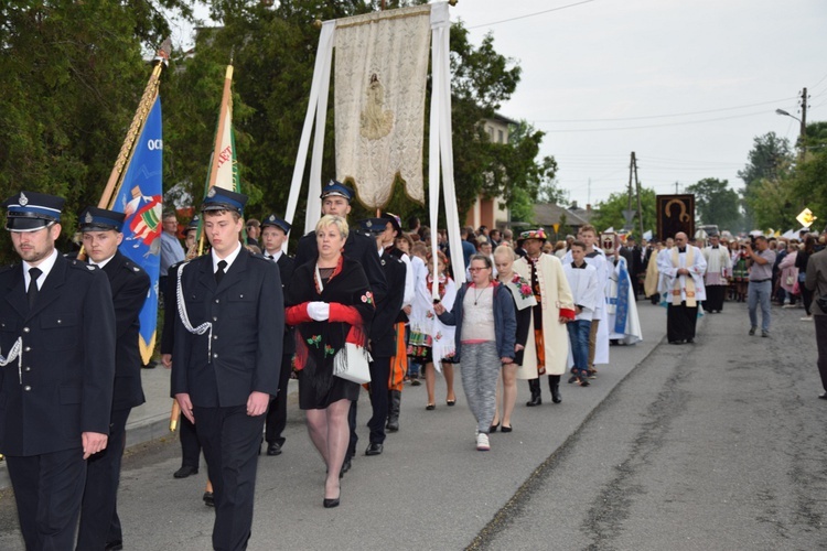 Powitanie ikony MB Częstochowskiej w Zdunach