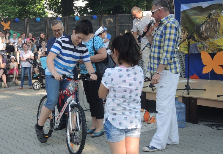 Szkolno-Parafialny Festyn "u Sióstr"