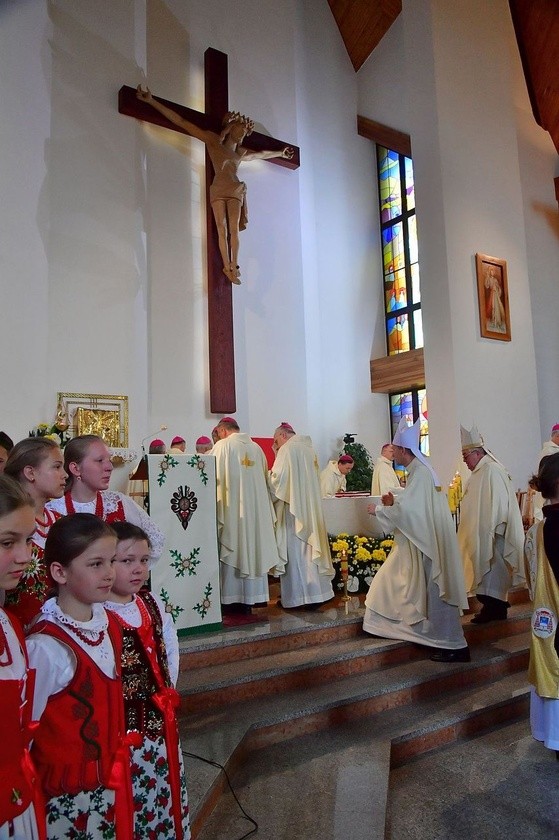 Episkopat Polski w kościele św. Krzyża w Zakopanem