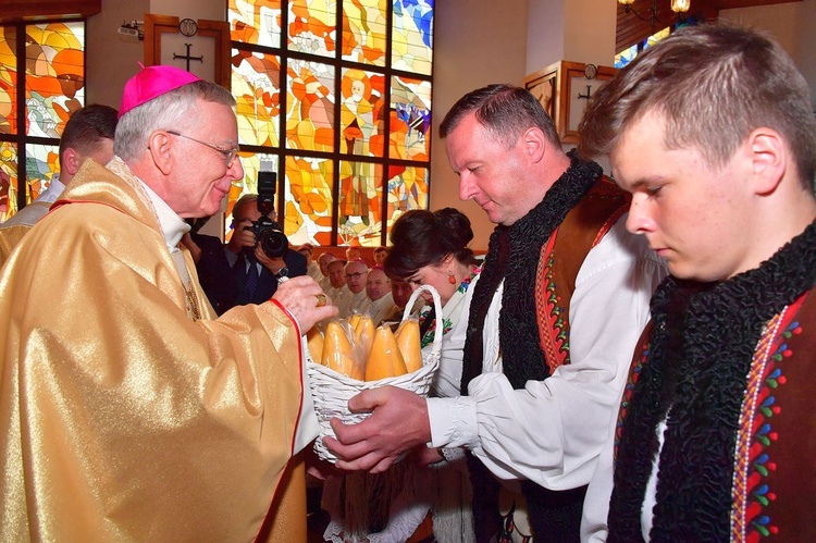 Episkopat Polski w kościele św. Krzyża w Zakopanem