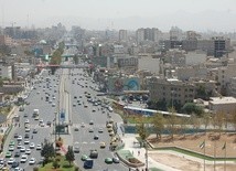 13 zabitych w zamachach w Teheranie