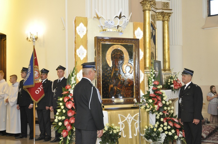 Powitanie ikony MB Częstochowskiej w Bąkowie