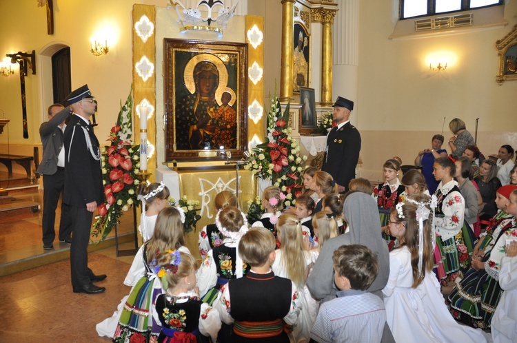 Powitanie ikony MB Częstochowskiej w Bąkowie