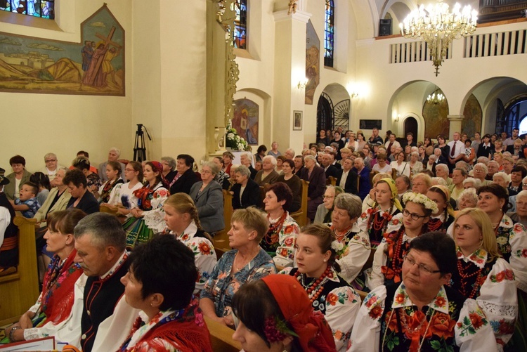 Powitanie ikony MB Częstochowskiej w Chruślinie