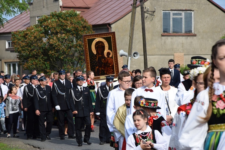 Powitanie ikony MB Częstochowskiej w Chruślinie