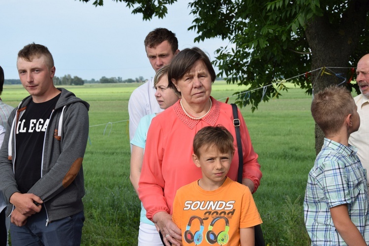 Powitanie ikony MB Częstochowskiej w Chruślinie