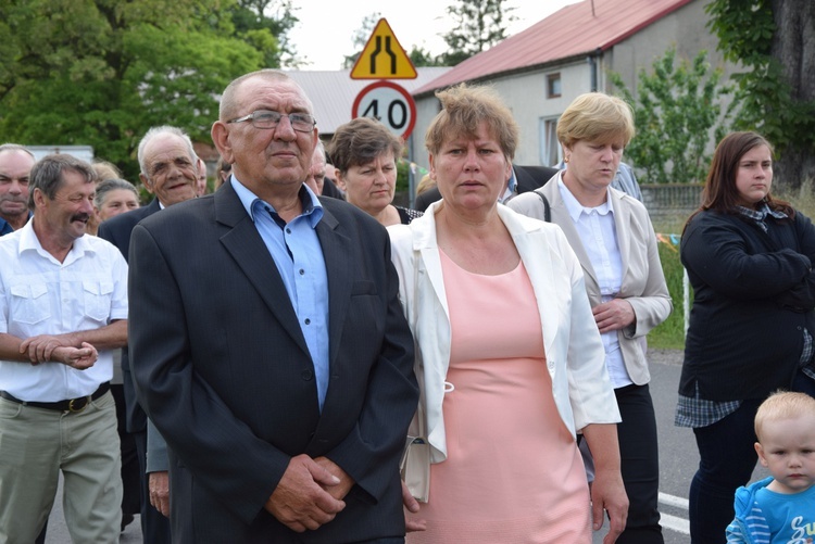 Powitanie ikony MB Częstochowskiej w Chruślinie