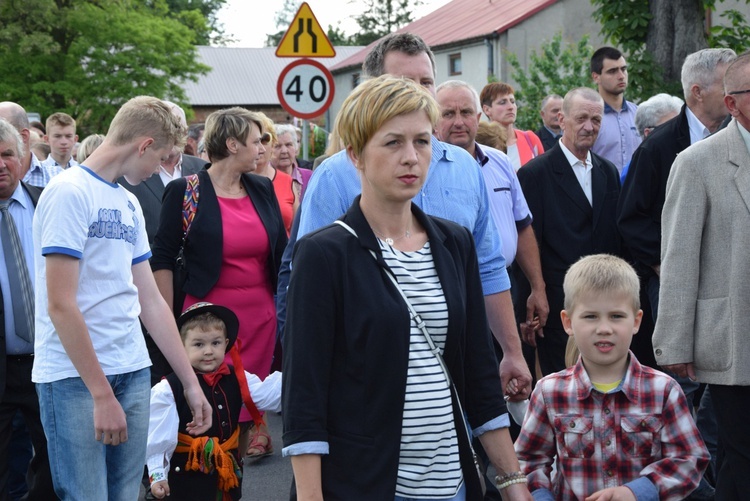 Powitanie ikony MB Częstochowskiej w Chruślinie