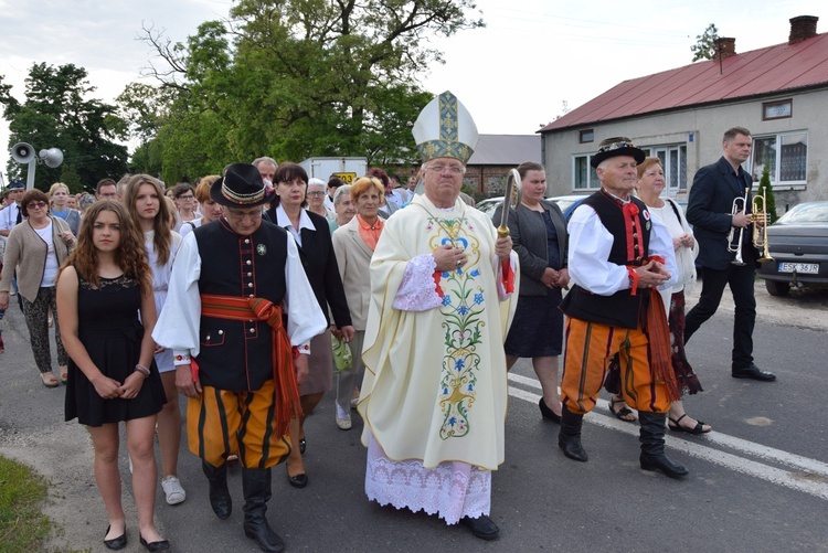 Powitanie ikony MB Częstochowskiej w Chruślinie