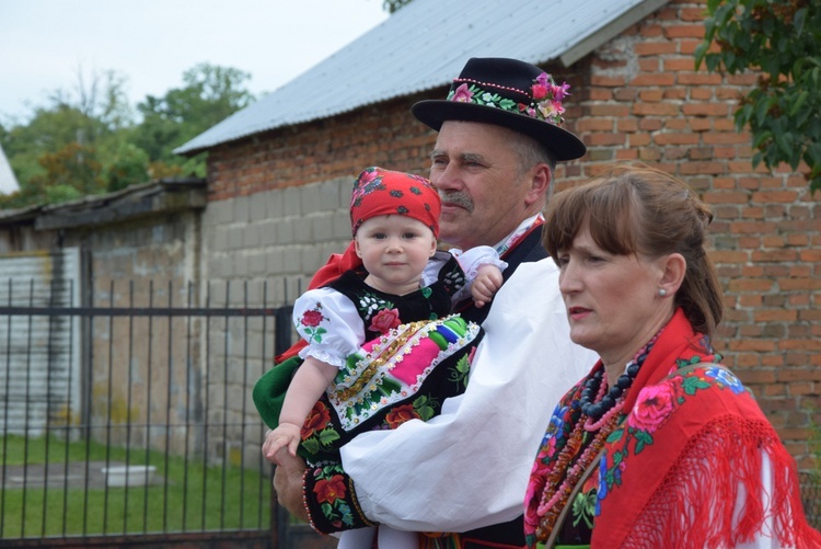 Powitanie ikony MB Częstochowskiej w Chruślinie