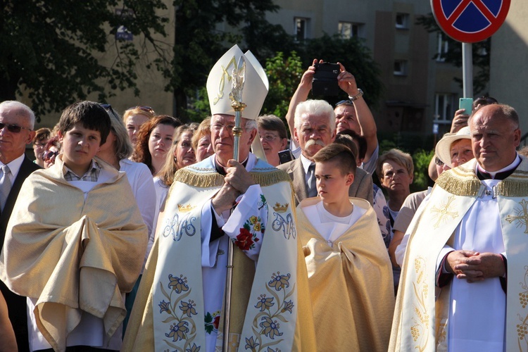 Powitanie ikony MB Częstochowskiej w parafii Chrystusa Dobrego Pasterza w Łowiczu