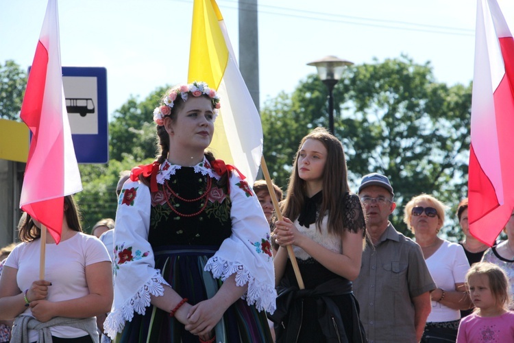 Powitanie ikony MB Częstochowskiej w parafii Chrystusa Dobrego Pasterza w Łowiczu