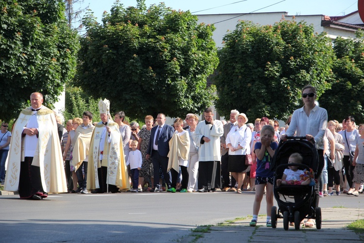 Powitanie ikony MB Częstochowskiej w parafii Chrystusa Dobrego Pasterza w Łowiczu