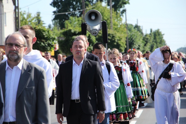 Powitanie ikony MB Częstochowskiej w parafii Chrystusa Dobrego Pasterza w Łowiczu