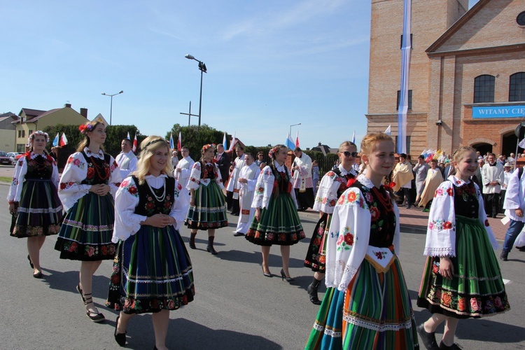 Powitanie ikony MB Częstochowskiej w parafii Chrystusa Dobrego Pasterza w Łowiczu