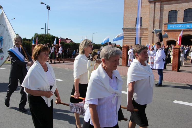 Powitanie ikony MB Częstochowskiej w parafii Chrystusa Dobrego Pasterza w Łowiczu