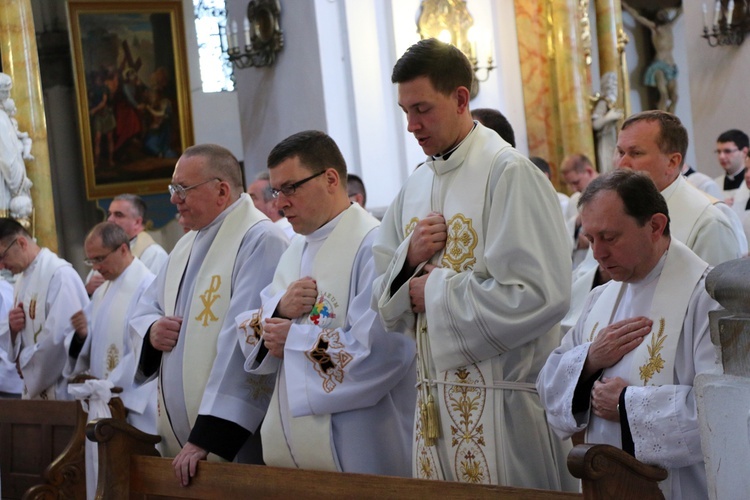 Pielgrzymka duchowieństwa do grobu św. Jadwigi