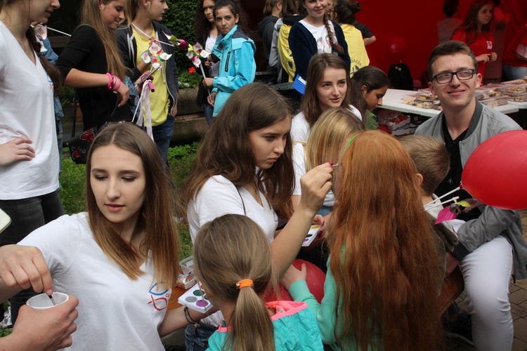 Piknik Caritas po Marszu dla Życia i Rodziny - 2017