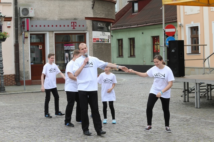 "Cała Polska tańczy dla JP2" - Skoczów 2017