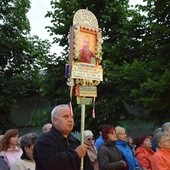 W obchody jubileuszu wpisała się takze nocna pielgrzymka