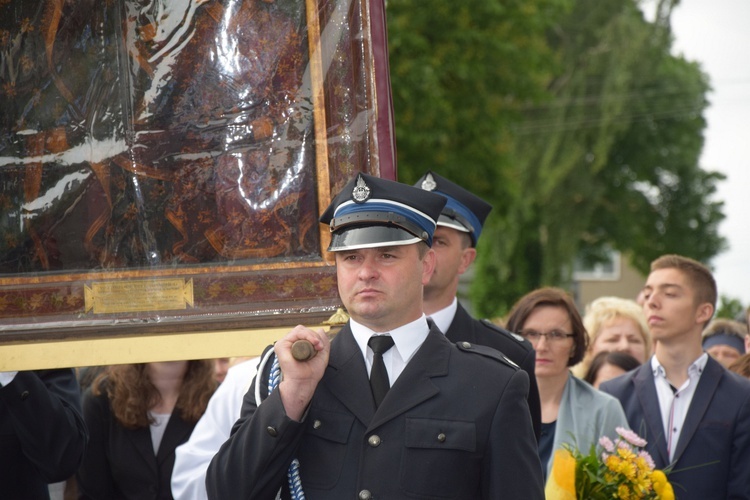 Powitanie ikony MB Częstochowskiej w Łyszkowicach