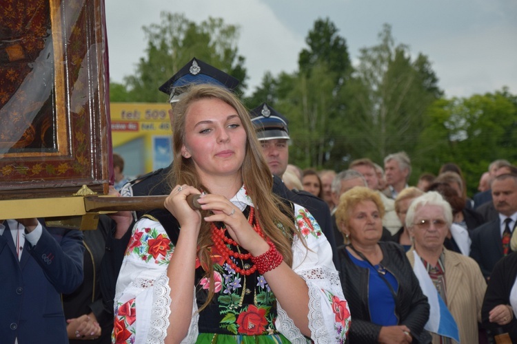 Powitanie ikony MB Częstochowskiej w Łyszkowicach