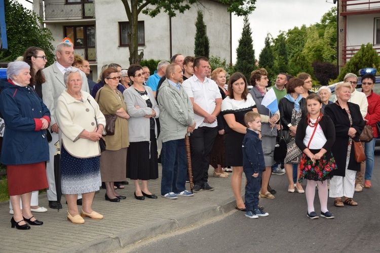 Powitanie ikony MB Częstochowskiej w Łyszkowicach