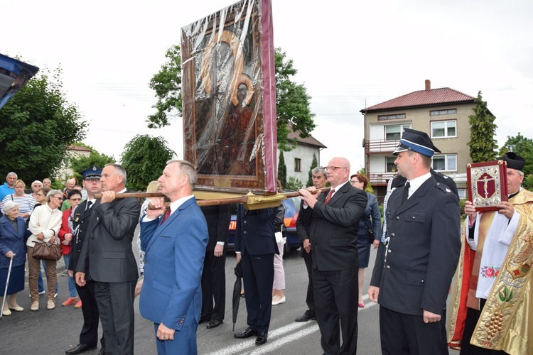 Powitanie ikony MB Częstochowskiej w Łyszkowicach